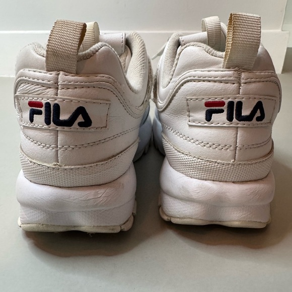 White Fila Chunky Sneakers | Size 7 | Vintage Style | Great Condition - Picture 8 of 17